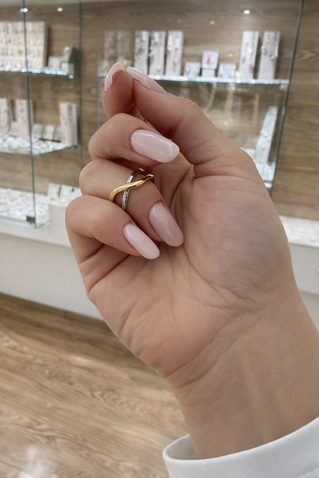 Anello fascia intrecciata
